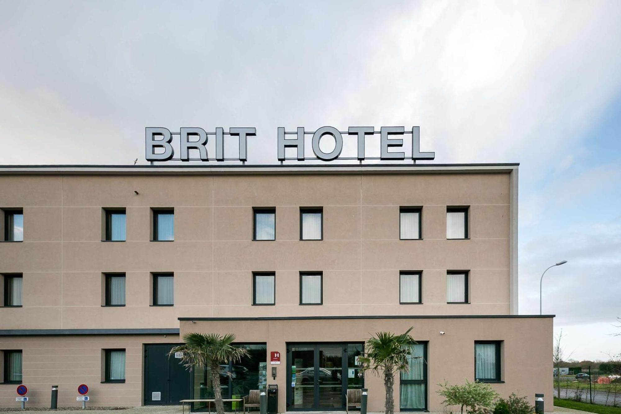 Brit Hotel Dieppe Esterno foto